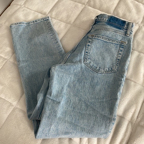 Abercrombie & Fitch Ultra High Rise 90s Straight Jean size 26XS - Picture 8 of 8